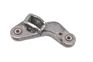 Suzuki - 00 Suzuki GSX600F Driver Foot Bracket Mount Right - Image 2