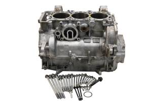 16 Yamaha YXZ1000R EPS 4x4 Crankcase Center Crank Case & Cylinders