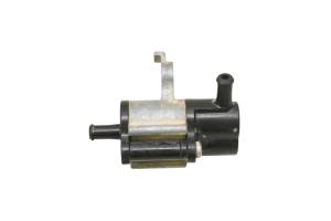 Yamaha - 16 Yamaha YXZ1000R Pipe Joint Assembly - Image 2