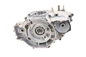 Polaris - 04 Polaris ATP 500 4x4 Crankcase Center Crank Case - Image 3