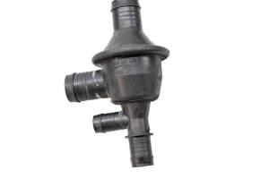 Ski-Doo - 13 Ski-Doo MXZ TNT 600 HO E-TEC Thermostat Housing 120" - Image 3