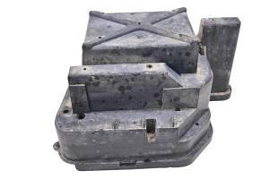 06 Yamaha Rhino 660 4x4 Battery Holder Box Cover YXR660F
