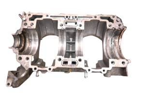 Ski-Doo - 16 Ski-Doo Summit 800R E-TEC Crankcase Center Crank Case 154" - Image 9