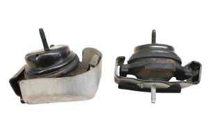 Polaris - 19 Polaris Slingshot SLR Right & Left Engine Mount Isolators - Image 2