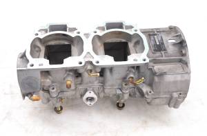 05 Ski-Doo GSX 500SS Crankcase Center Crank Case 121"