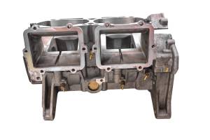 Polaris - 18 Polaris 800 Axys SKS Crankcase Center Crank Case 146" - Image 3