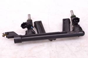 Ski-Doo - 17 Ski-Doo Summit SP 850 E-Tec Fuel Rail & Injectors 154" - Image 2