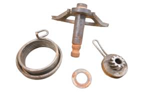 Polaris - 02 Polaris Scrambler 50 Kick Start Gear Spindle - Image 3