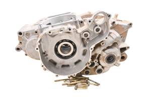 05 Polaris Predator 500 Crankcase Center Crank Case