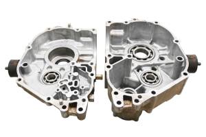 Polaris - 03 Polaris Sportsman 500 6x6 Crankcase Center Crank Case - Image 5