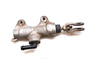 Yamaha - 99 Yamaha YZ400F Rear Brake Master Cylinder - Image 2