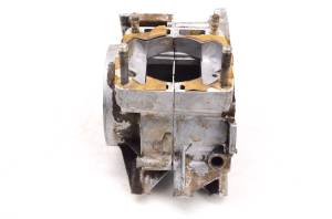 Polaris - 90 Polaris Trail Boss 350L 4x4 Crankcase Center Crank Case - Image 4