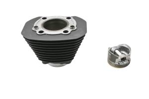 Harley Davidson - 21 Harley Davidson Sportster Iron 833 Front Cylinder & Piston Rear XL833N - Image 3