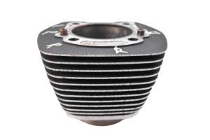 05 Harley-Davidson FLSTCI Soft Tail Rear Cylinder