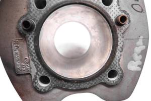 02 Harley-Davidson Electra Glide EFI FLHTI Rear Cylinder - Image 6