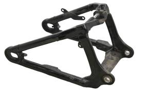 18 Harley-Davidson Street Bob Rear Swingarm FXBB107 - Image 2