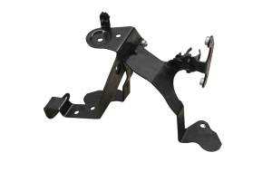 18 Harley-Davidson Street Bob Lower Mid Frame Crossmember FXBB107 - Image 4