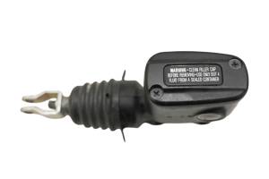 20 Harley-Davidson Street Bob FXBB Rear Brake Master Cylinder - Image 3