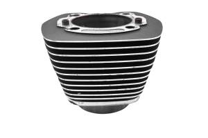 Harley Davidson - 16 Harley Davidson FLHX Street Glide Cylinder For Parts - Image 2