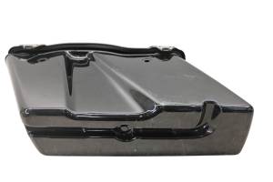 13 Harley-Davidson FLTRU Right Saddlebag & Cover - Image 9