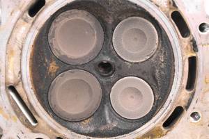 Can-Am - 14 Can-Am Spyder ST S Rear Cylinder Head SE5 - Image 9