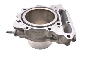 13 Can-Am Spyder RS SM5 Rear Cylinder