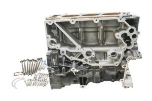 19 Can-Am Spyder F3 SE6 Crankcase Center Crank Case & Cylinders