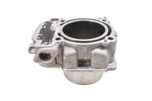 Can-Am - 22 Can-Am Maverick 1000R Front Cylinder - Image 3