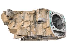 Can-Am - 04 Can-Am Outlander 400 4x4 Crankcase Center Crank Case Bombardier - Image 2