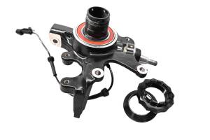 22 Can-Am Ryker 900 ACE Front Left Spindle Knuckle & Speed Sensor