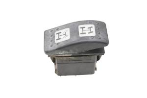 19 Can-Am Commander 1000R XT 4Wd Switch