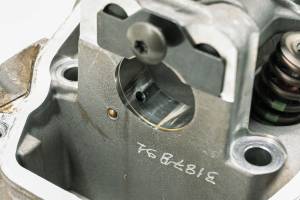 Can-Am - 18 Can-Am Commander 1000R 4x4 Limited DPS Rear Cylinder Head - Image 6