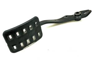 18 Can-Am Commander 1000R 4x4 Limited DPS Brake Pedal
