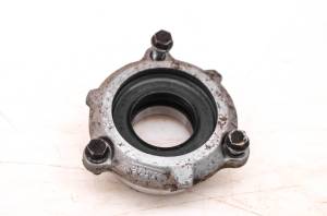 07 Can-Am Outlander 800 XT 4x4 Rear Engine Output Bearing Cover