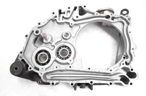 01 Can-Am Traxter 500 XT 4x4 Clutch Housing Crankcase Cover