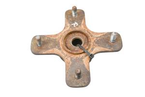 09 Can-Am Outlander 800 Front Wheel Hub Left Right