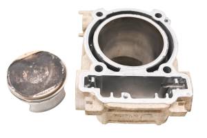 19 Can-Am Commander 1000R XT Rear Cylinder & Piston