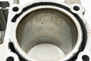 Can-Am - 18 Can-Am Commander 1000R 4x4 Limited DPS Front Cylinder - Image 2