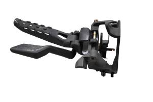 Can-Am - 22 Can-Am Ryker 900 ACE Right Foot Rest Foot Peg & Brake Pedal - Image 2