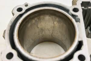 Can-Am - 18 Can-Am Commander 1000R 4x4 Limited DPS Rear Cylinder - Image 4