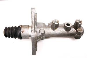 Can-Am - 21 Can-Am Commander 1000R DPS 4x4 Brake Master Cylinder - Image 2