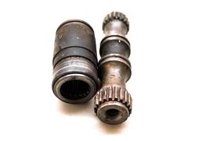 04 Can-Am Outlander 400 4x4 Front Drive Shaft & Coupler Bombardier