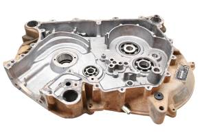 Can-Am - 06 Can-Am Outlander 400 XT MAX Crankcase Center Crank Case - Image 8