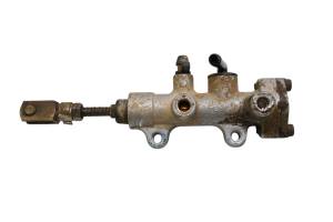 06 Can-Am Outlander 400 XT MAX Rear Brake Master Cylinder