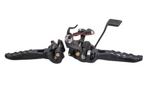 21 Can-Am Ryker 900 Ace Foot Pegs & Rear Brake Pedal