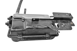 Can-Am - 10 Can-Am Spyder RT Roadster SE5 Oil Tank - Image 2