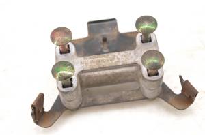 02 Can-Am Quest XT 650 4x4 Handlebar Clamps & Handlebar Cover Support Bracket Bombardier