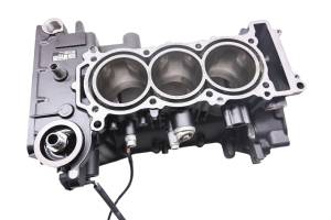 Yamaha - 20 Yamaha Waverunner VX Deluxe Upper Crankcase Center Crank Case Cylinders VX1050BV - Image 3