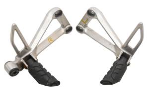 Honda - 18 Honda CBR300R Rear Passenger Foot Pegs - Image 2
