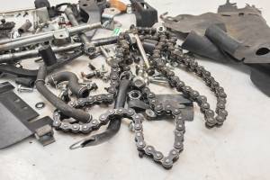 Honda - 18 Honda CBR300R Hardware Set Nuts & Bolts - Image 3